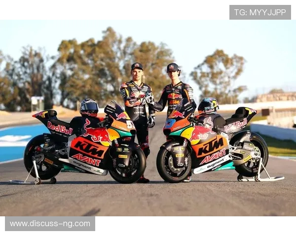MotoGP最新赛季精彩回顾与各车队实力分析揭秘