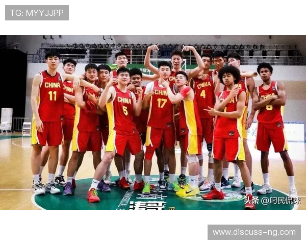 篮球世界杯：豪强对决激烈上演 中国男篮迎战美国队力争突破